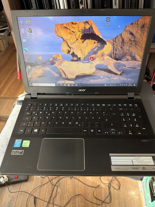 Laptop Acer Slim i5 8g 128g ssd 500g hdd gt750 4g 15.6