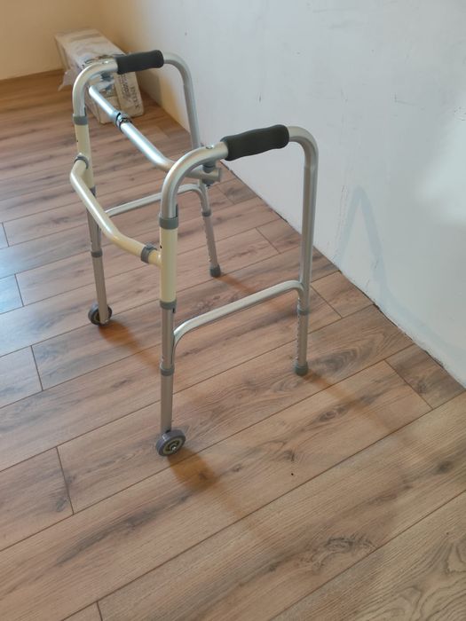 Ходунок взрослый