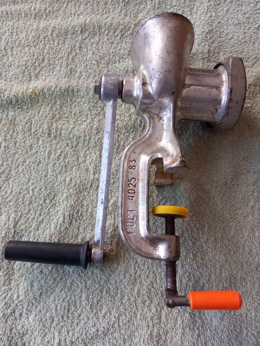 Стари вещи от Соца.