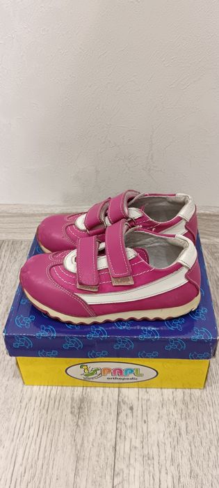 Отдам даром детскую обувь