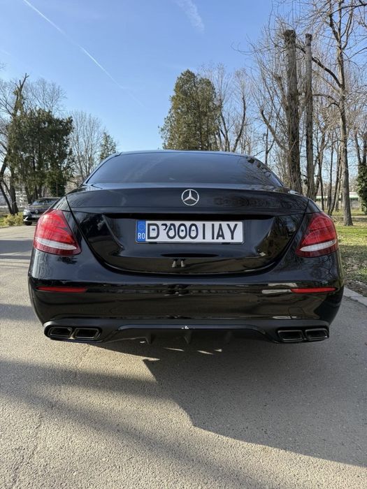 Mercedes E-class W213 E200d 2017 automat 9G-Tronic Full Led Navi