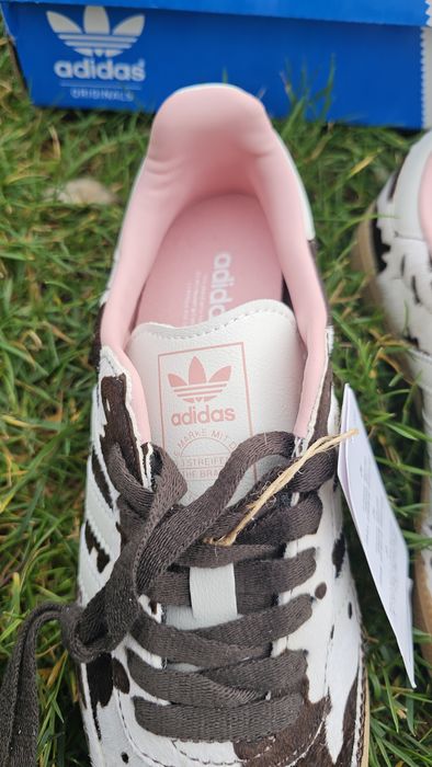 Aadidas samba cow print size 37 true to size