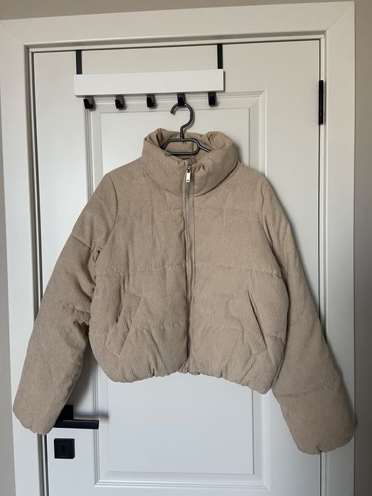 Зимно бежово яке