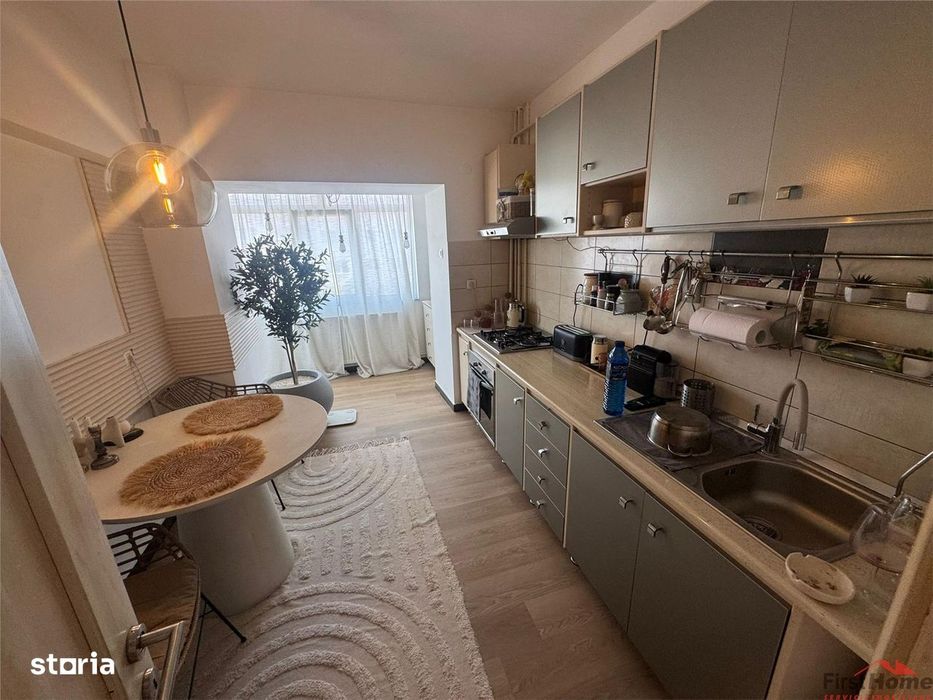 Ap 3 cam, et 3 din 4 ,86 mp utili, zona Gerald-B-dul Brailei renovat — fotografia 1