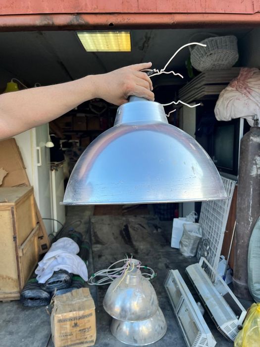 Продам светильники