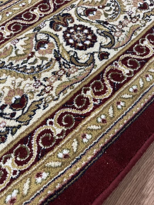 Продам 2 одинаковых ковра