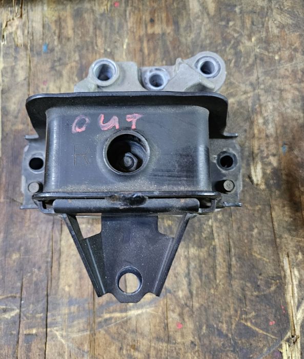 Митсубиси Аутлендер