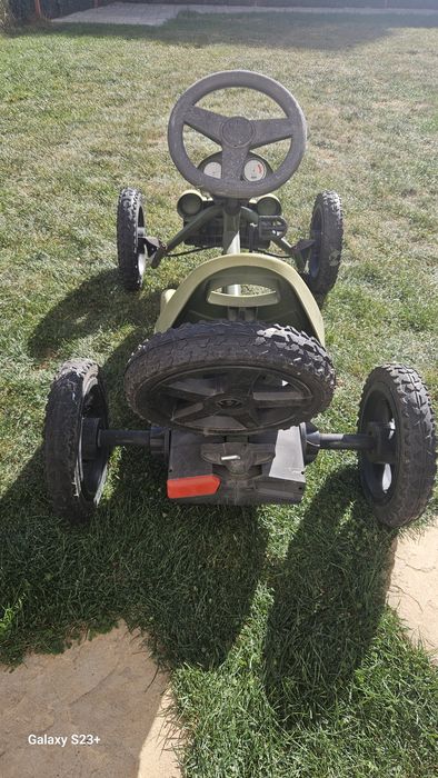 Kart Berg Jeep pentru copii intre 4-10 ani