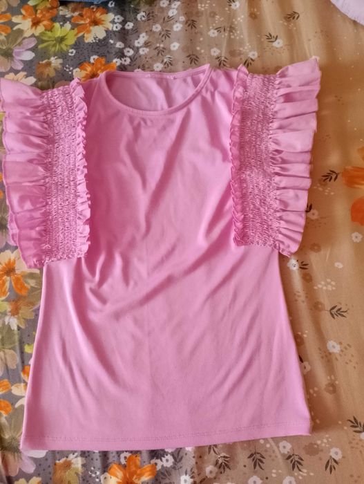 Tricou dama roz.