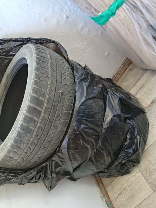 Продам шины на 16