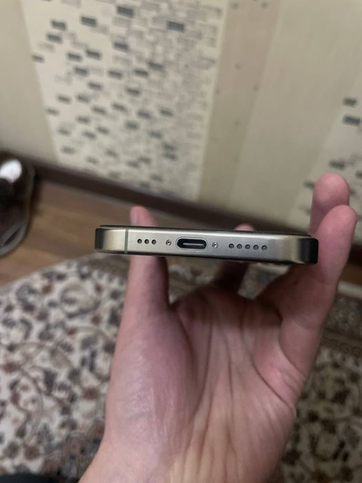 Срочно продается iPhone 16 Pro