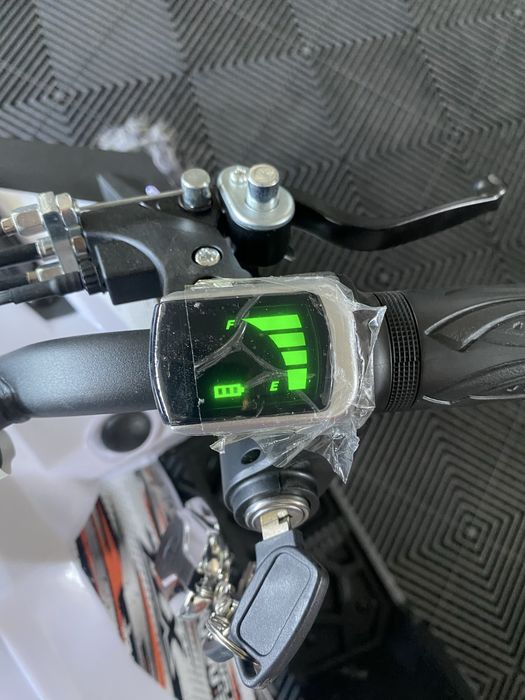Atv quad e mini tyrannosaurus pentru copii nou cu garantie si livrare
