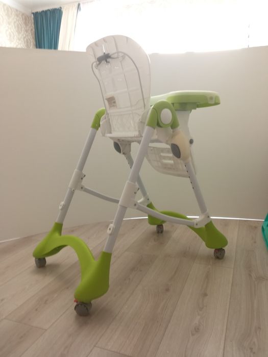 Детский стул для кормления
