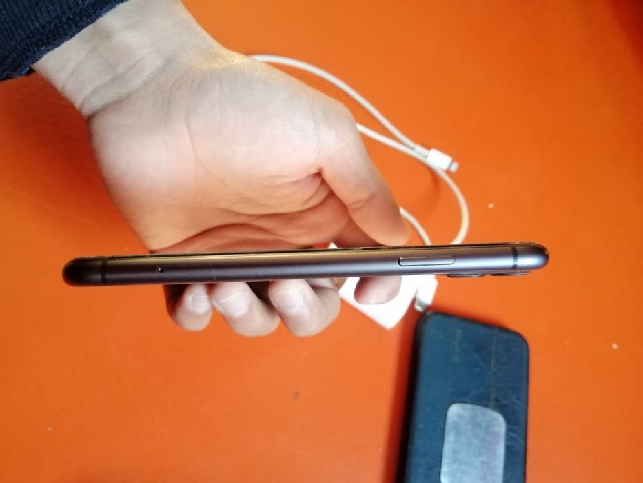 iPhone 11 black 128 гб сатылады!!! Сауда бар