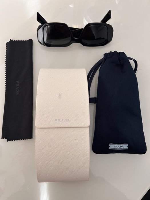 Ochelari de soare prada