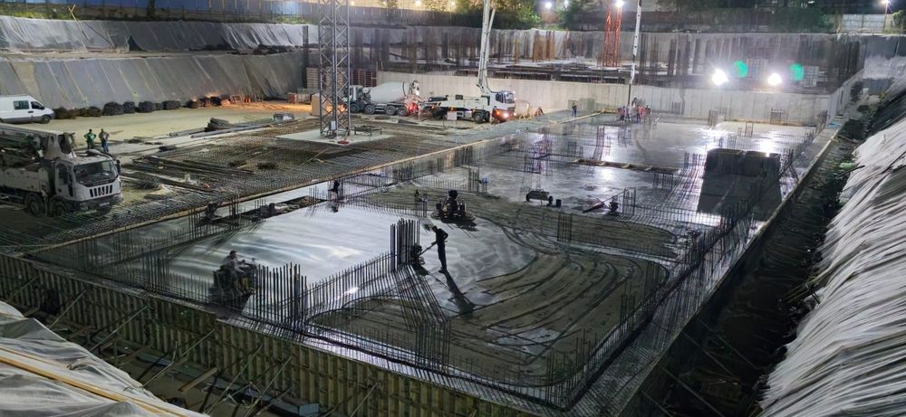 Turnare Beton finisat cu Elicopter si Cuarț, Pardoseli Industriale Elicopterizate, ciment - beton in curte, Periat antiderapant  cu Quarț,