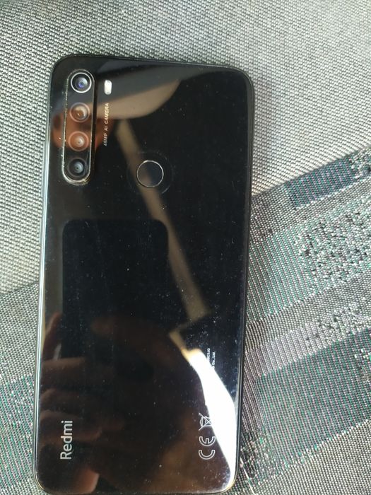 Redmi Note 8.Hotirasi 64 xolati ideal.Ishlashi zòr