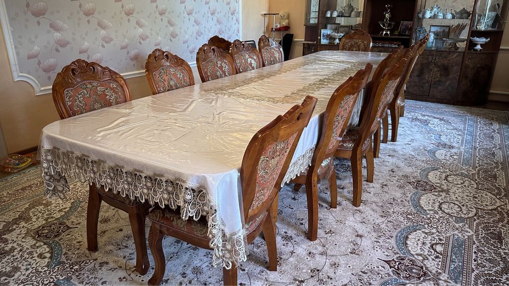 Продаю стол сьулья