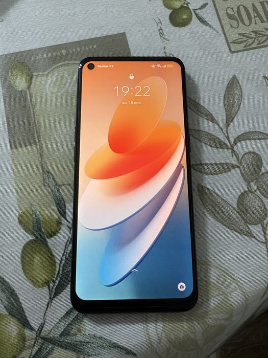 продаю телефон oppo A31 торг есть