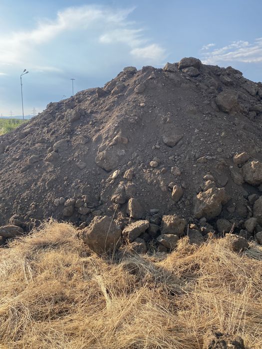 Transport Umplutură , pământ amestecat cu balast