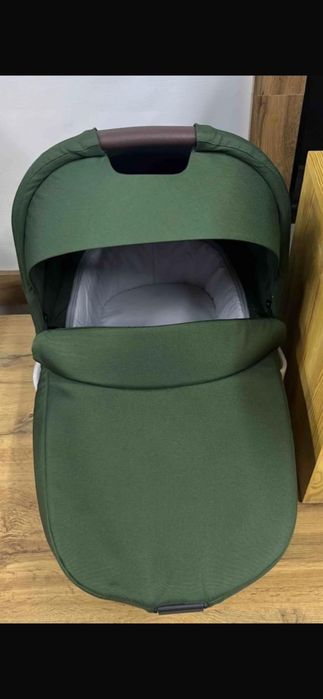 Универсальня коляска charley 2