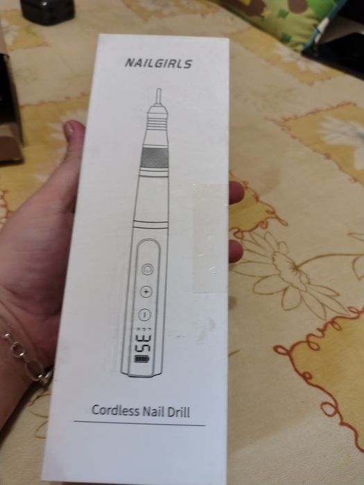 Пила за нокти на батерия