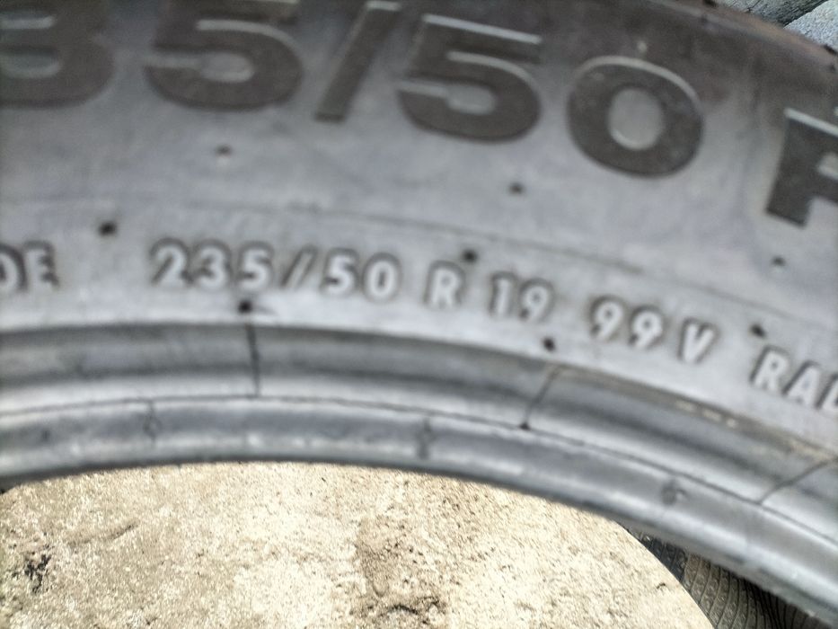 Cauciucuri de vara Continental 235 50 19