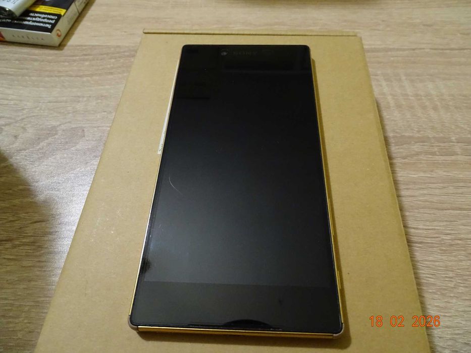 Мобилен телефон Sony Xperia Z5 Premium