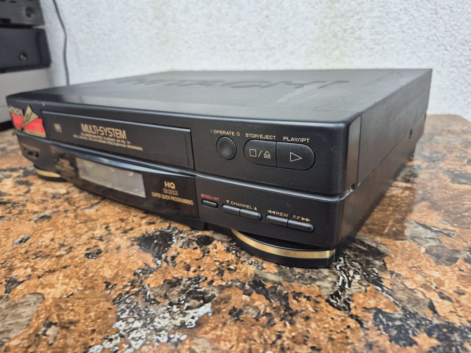 Vand video casette Recorder marca Hitachi model  VT M428E,Ltd japan