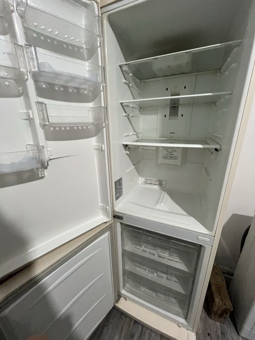 Продается холодильник