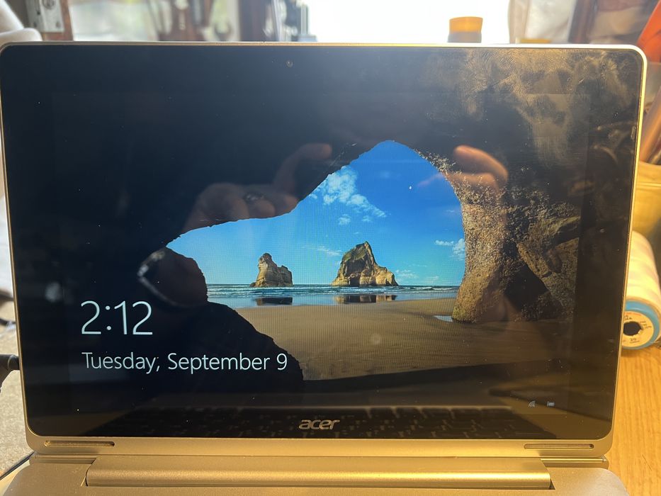 Vand laptop/ tableta Acer 2in1