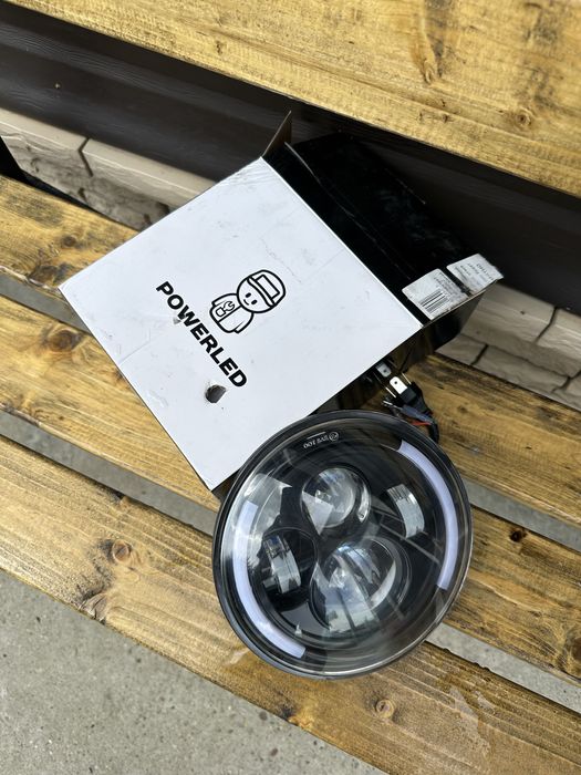 Продам светодиодную(LED) лед фару 7-дюймов