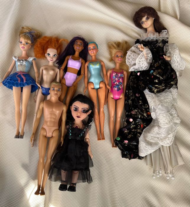 Продам куклы Barbie