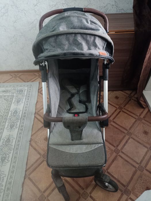 Продам детскую коляску