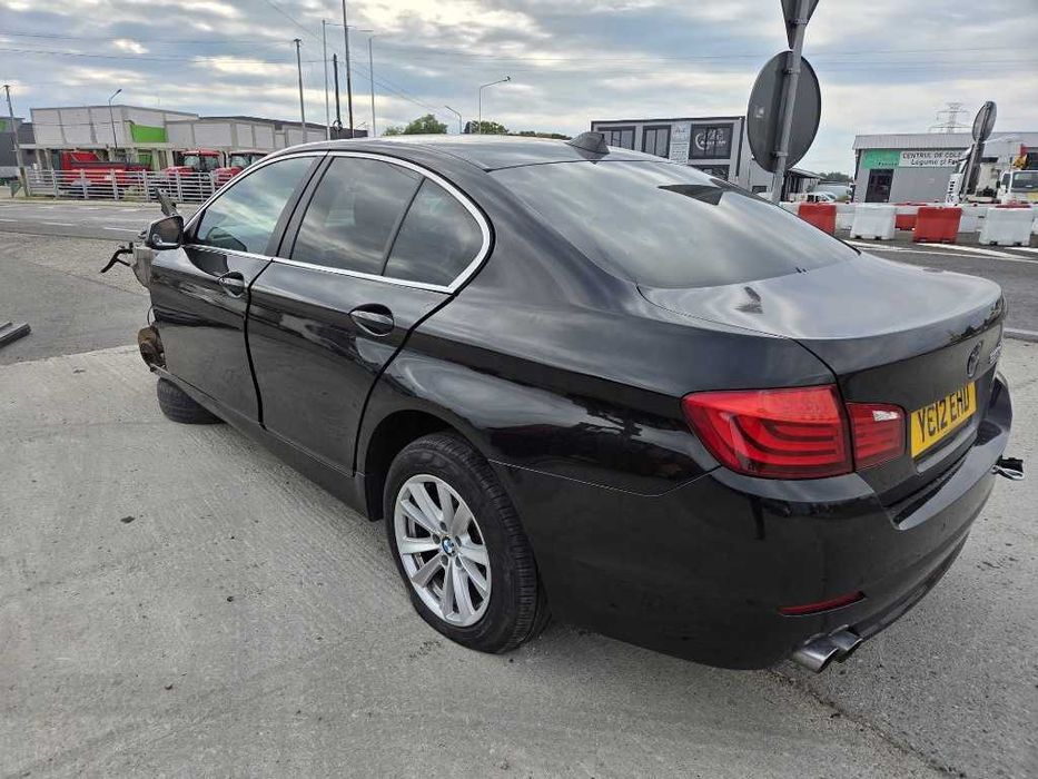 Dezmembrez Bmw Seria 5 F10 2.0 D N47D20C 184cp cutie manuala an 2012 cod culoare BLACK SAPPHIRE METALLIC (475)