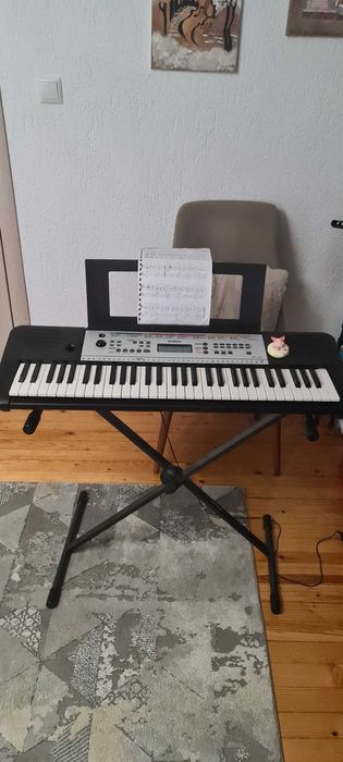 YAMAXA YPT-260,61 клавиша пиано