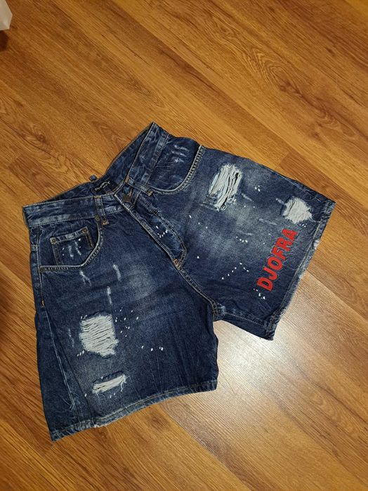 Къси панталони Djofra