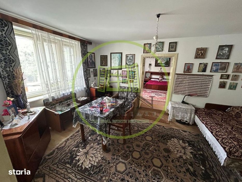 Casa individuala, 6 camere | 2109 mp teren |, Rusi, com. Slimnic, jude