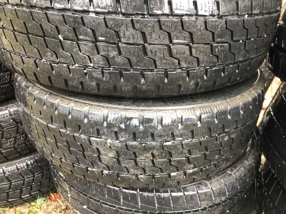 Cauciucuri 195 79 15 C si 225 70 15 C