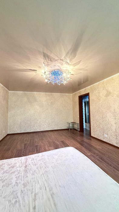 Продам 2 комн. кв. район Азии