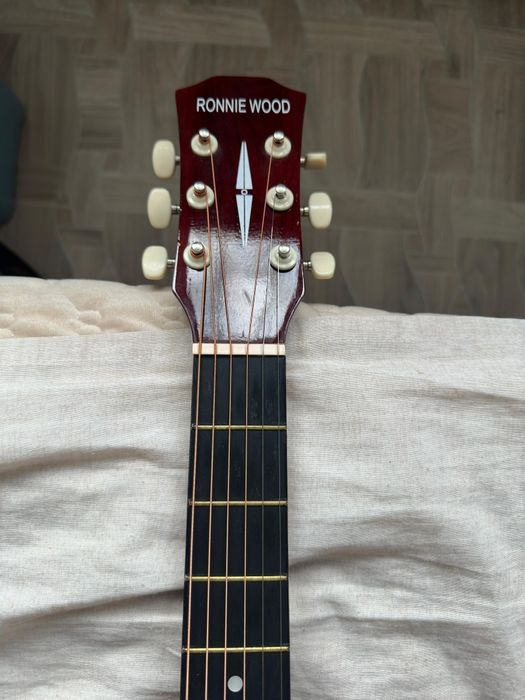 Гитара отличном состояние