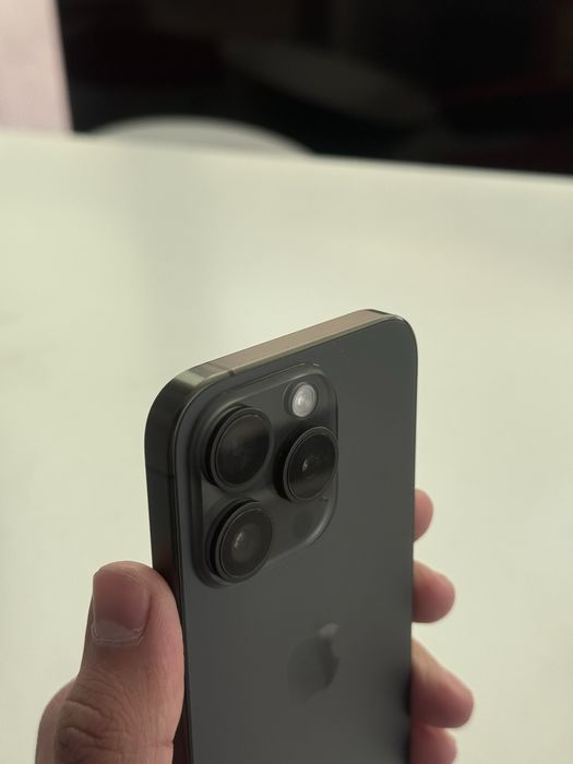 Iphone 15 Pro 256 Gb simkartali