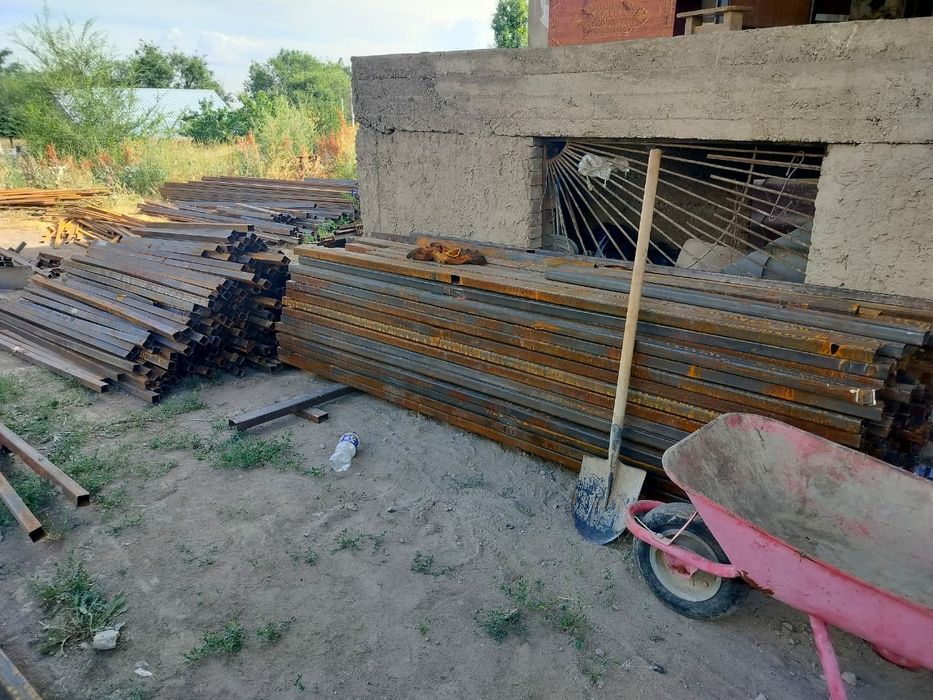 Прфильная труба бу