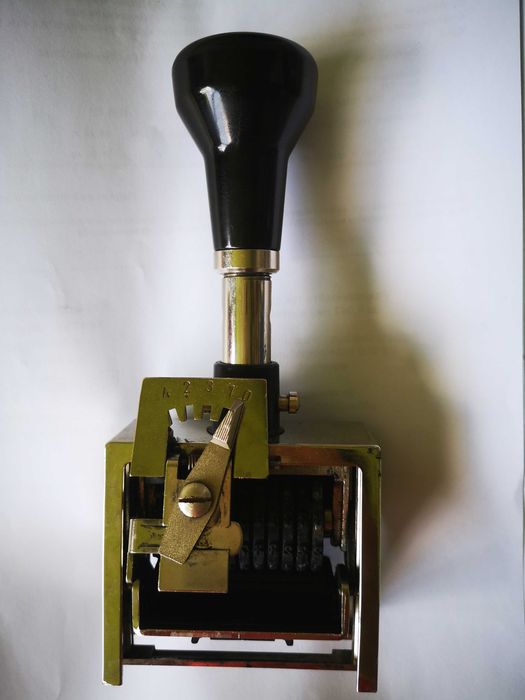 Номератор REINER C1-10 с автоматично превътране 10 цифрен