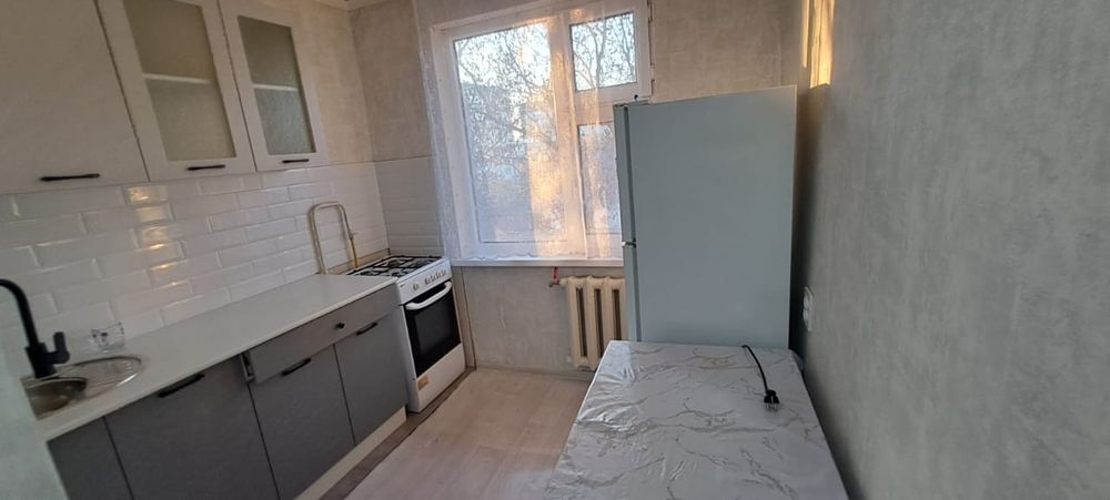 Сдам 2 комнат квартиру