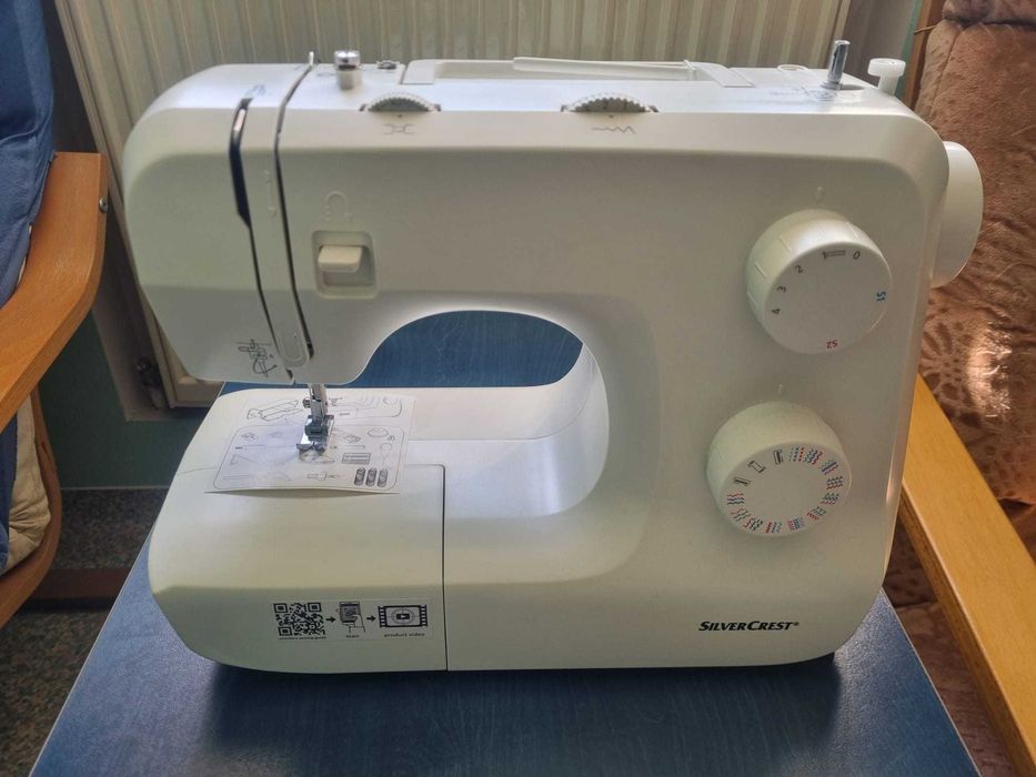 Mașină de cusut SilverCrest SNM 33 C1