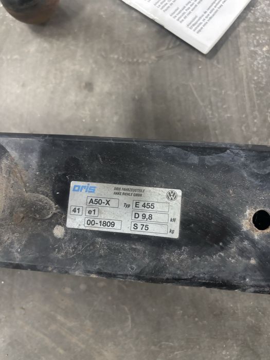 теглич за vw golf6