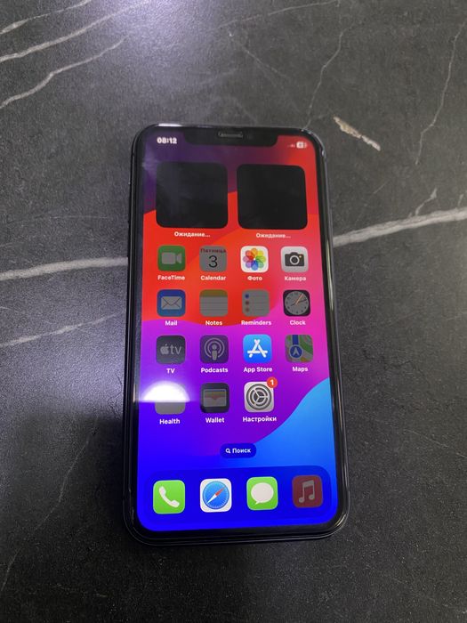 Продам айфон 11 64гб