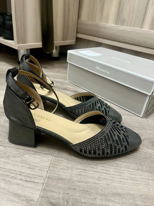 2 Туфли новые по 2000