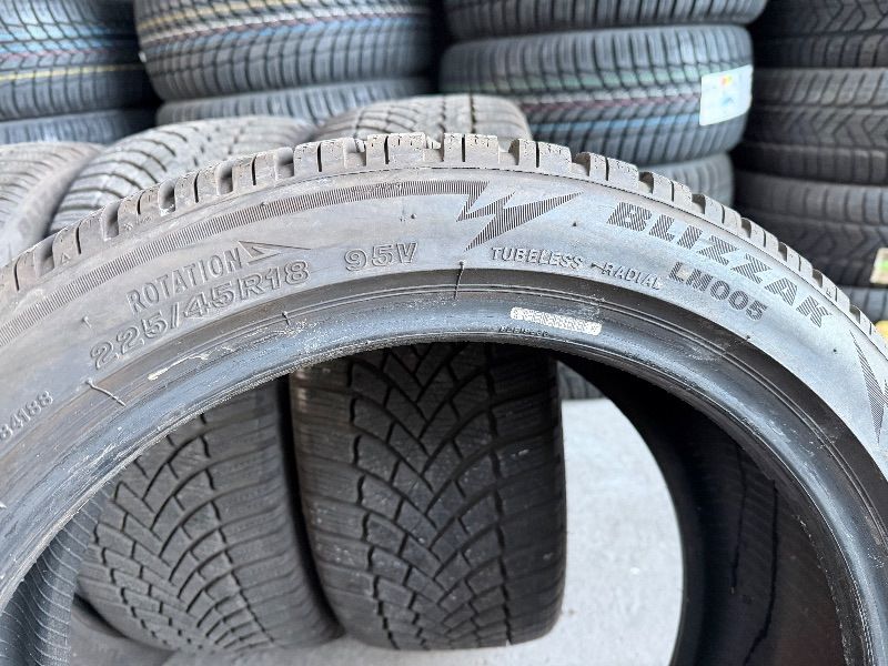 225/45/18 Bridgestone, зимни гуми - 4 бр.